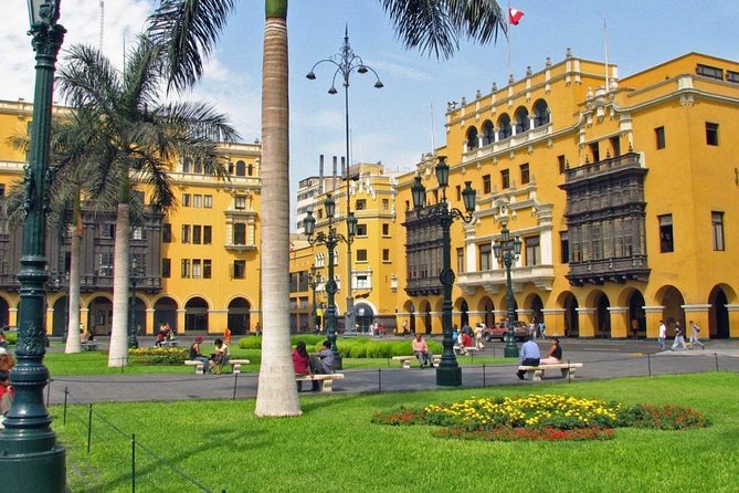 Lima Cultural City Tour & Catacombs Visit (Transport Included) - Plaza San Martin