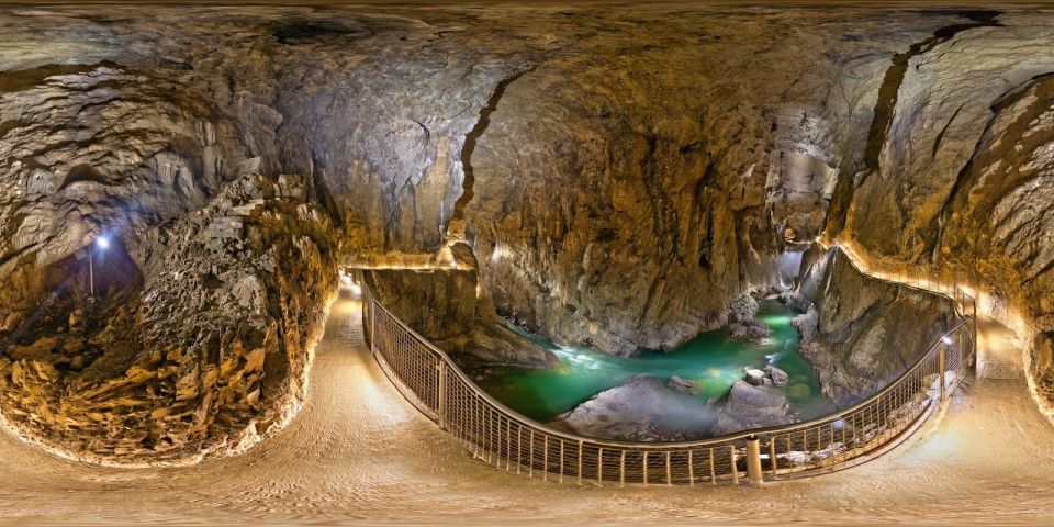 Lipica Stud Farm and ŠKocjan Caves From Trieste - Overview of the Tour