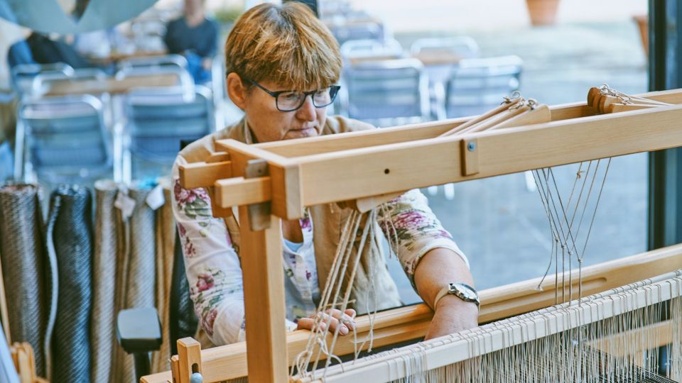 Ljubljana: Interactive Workshop With Experienced Weaver - Workshop Overview