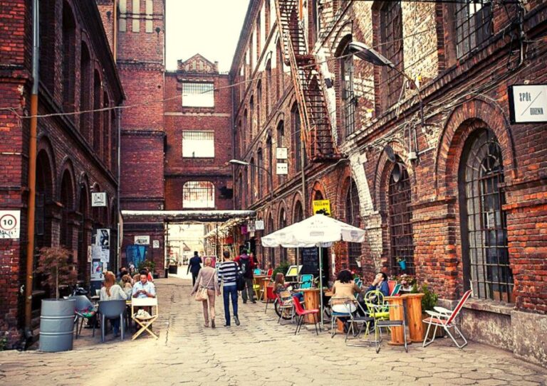 Lodz: Private 3-Hour City Tour