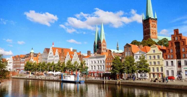 Lübeck: Old Town Highlights Private Walking Tour