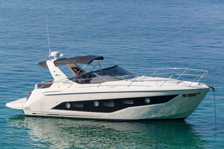 LUXURY LINE PRIVATE TOUR | CRANCHI Z35