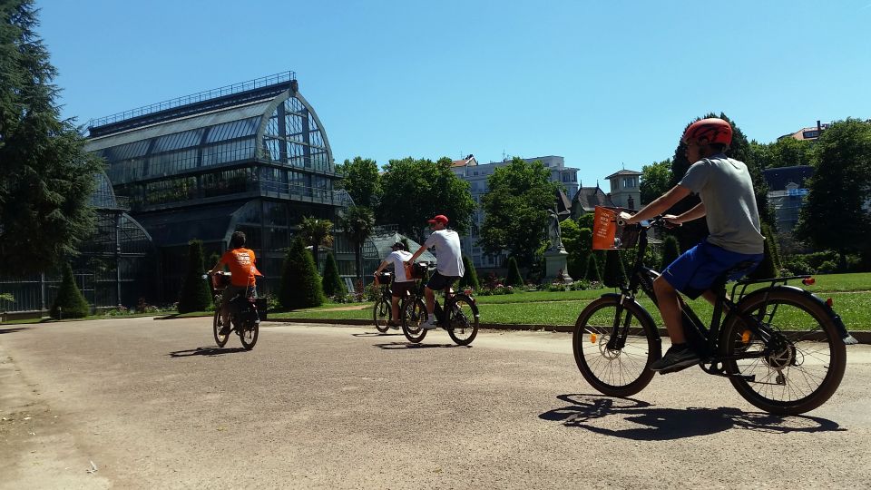 Lyon: 4-Hour Electric Bike Tour With Tasting Break