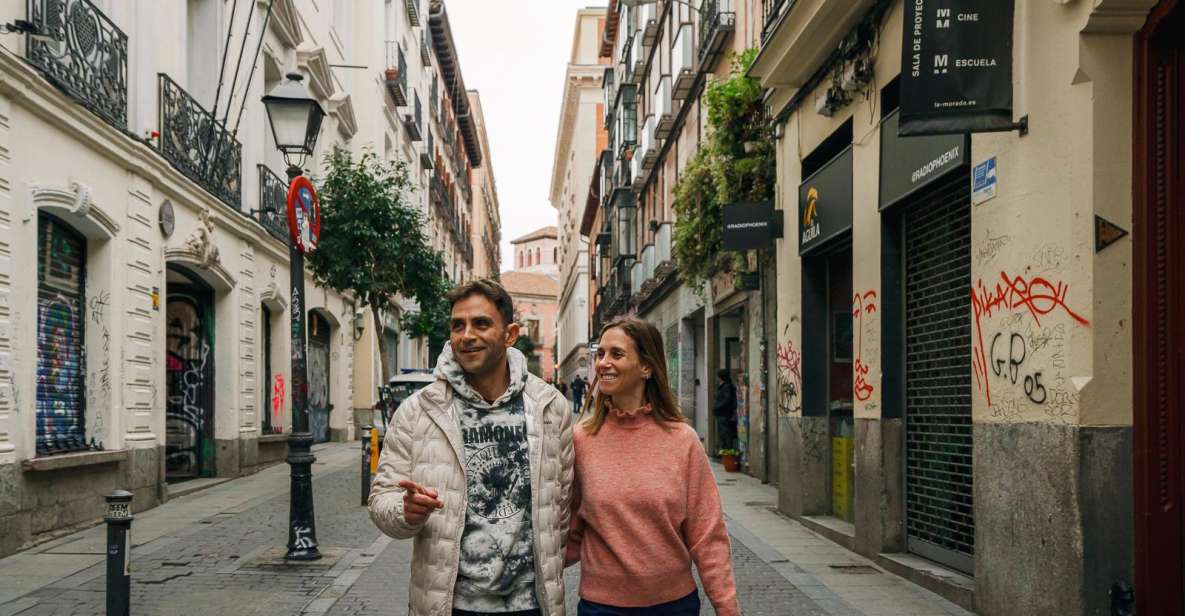 Madrid: Proposal Photoshoot for Couples - Activity Overview