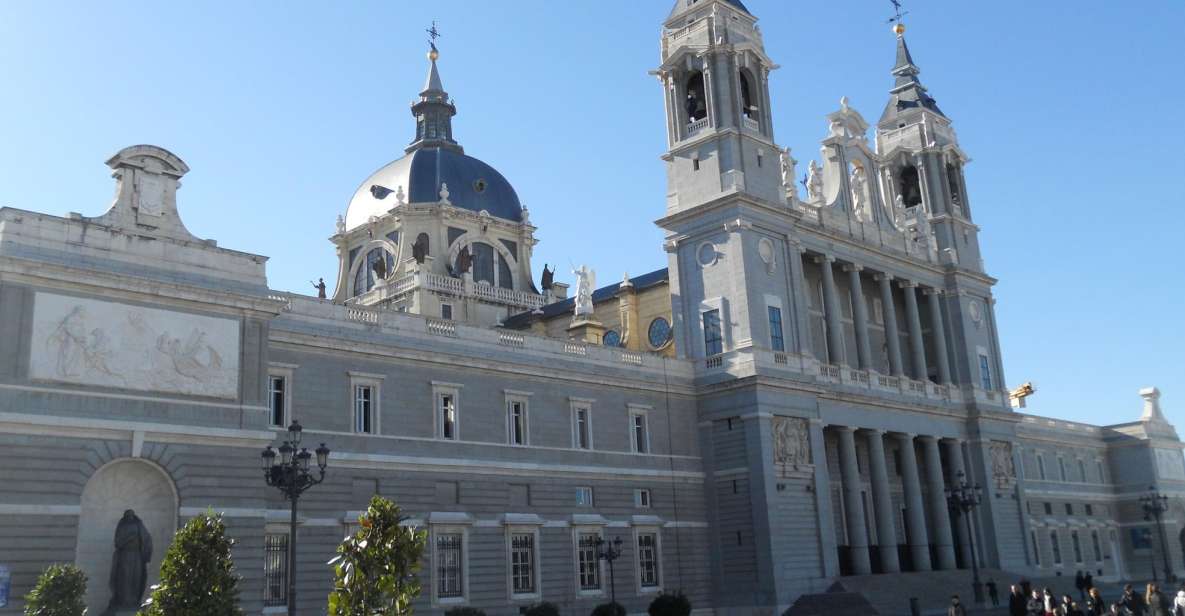 Madrid: Tour of the Historic City Center - Tour Overview