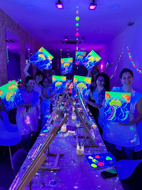 Madrid: Wine Gogh Glow Academy Paint and Sip Classes - Overview and Experience