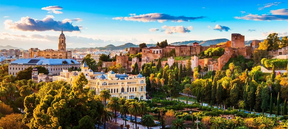 Málaga: Cathedral, Alcazaba, Roman Theater Walking Tour - Tour Overview