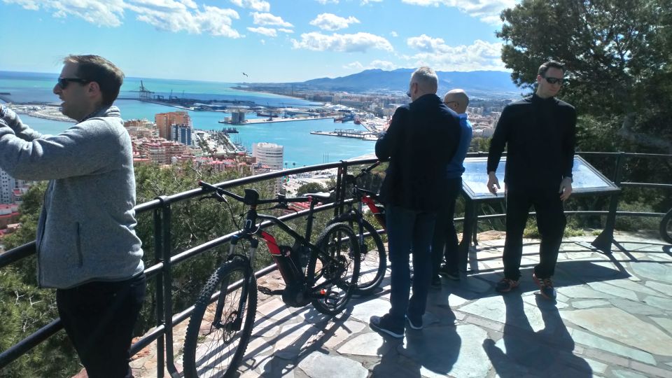 Málaga: City Highlights Private E-Bike Tour - Tour Overview