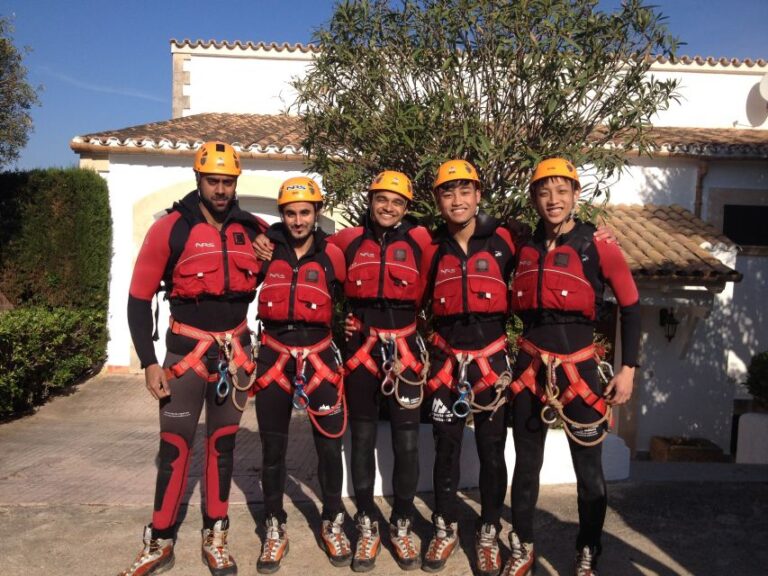 Mallorca: 4-Hour Cliff Jumping Adventure