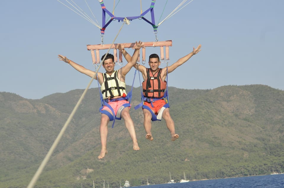 Marmaris: Parasailing, Experience the City From Above - Overview of Parasailing in Marmaris