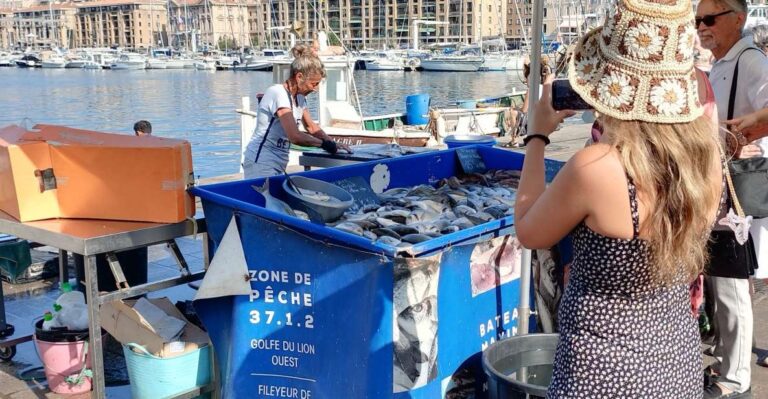 Marseille Seen From the Inside, Local Experiences