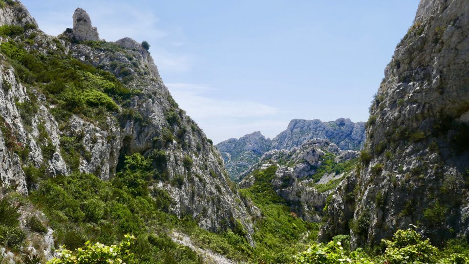 Marseille: Sormiou Calanque Half-Day Hiking Tour W/Swimming - Tour Overview