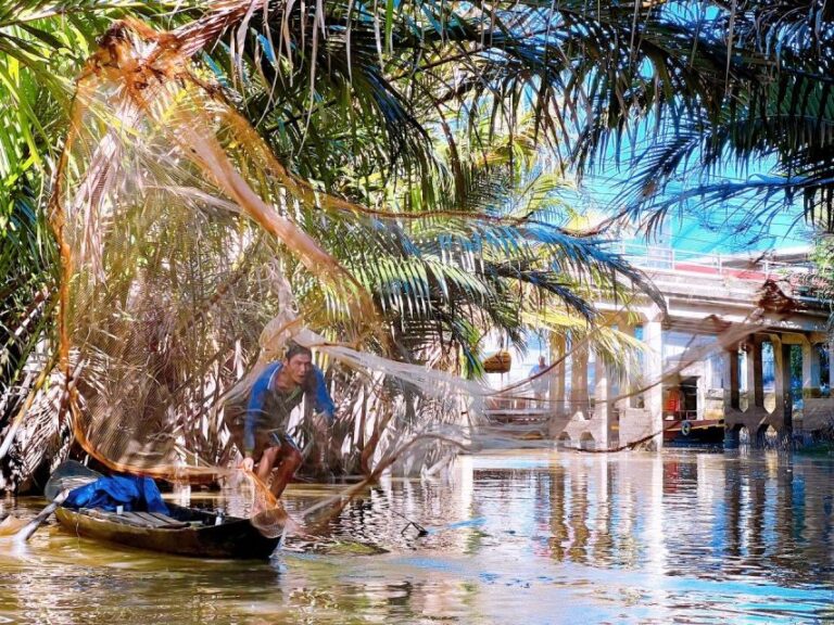 Mekong Delta With Biking & Enjoy Lunch At A Locals House