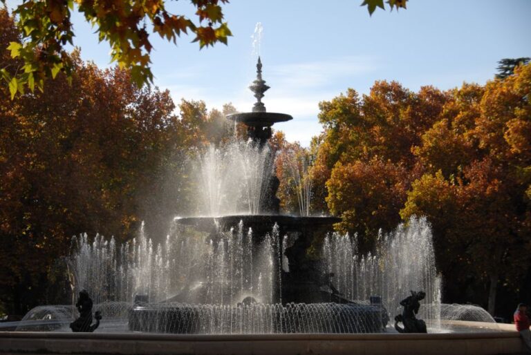 Mendoza: Half-Day Sightseeing City Tour