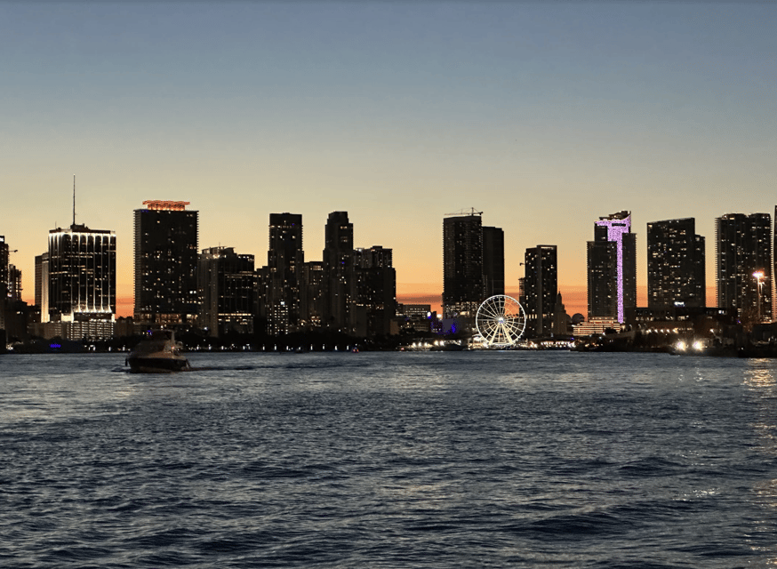 Miami: 90-Minute Sunset Cruise With the Mojito Bar on Board - Starting Point and Itinerary