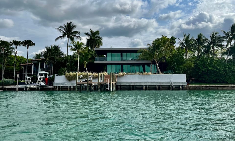 Miami: Luxury Mansions & Celebrity Homes Boat Tour - Tour Overview