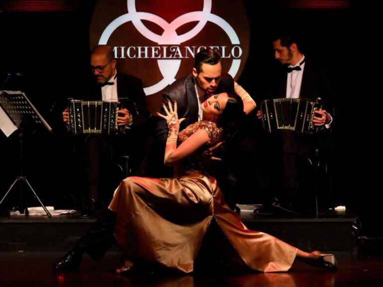 Michelangelo VIP: Gourmet Dinner+Show+Beverages+Transfer Fr.