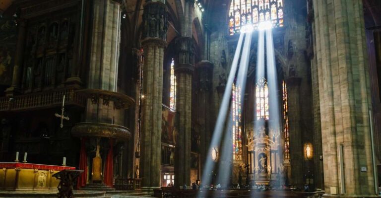 Milan: Duomo Cathedral Audio-Guided Tour