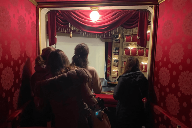 Milan: La Scala Theater Museum Tour With Entry Ticket