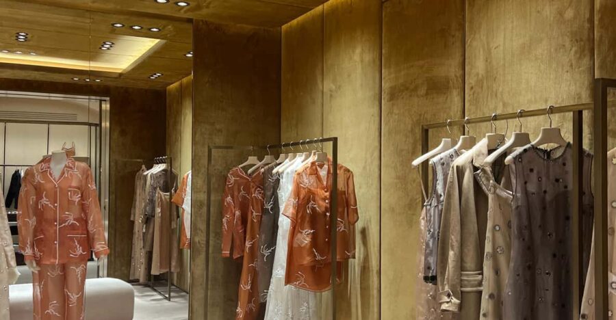 Milan: Shopping With a Fashion Stylist