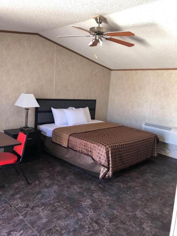 Monahans Country Inn Review
