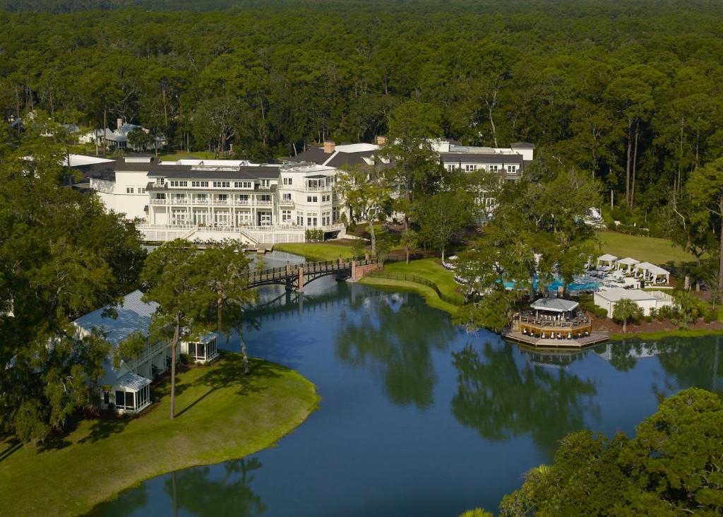 Montage Palmetto Bluff - Overview and Location