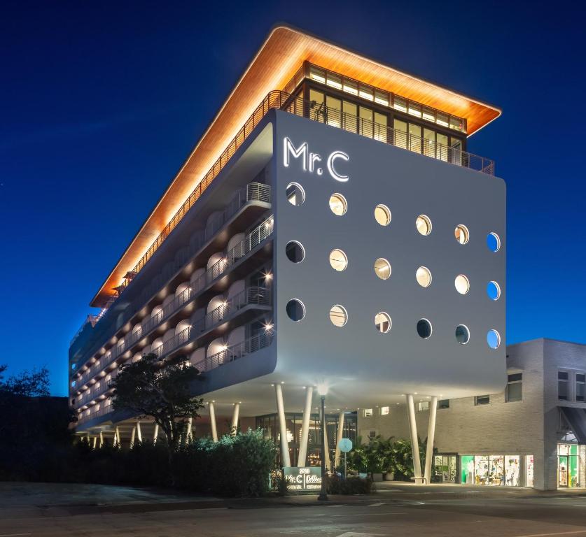 Mr. C Miami - Coconut Grove - Hotel Overview and Location