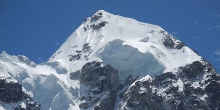 Mt Bokta Peak Climbing