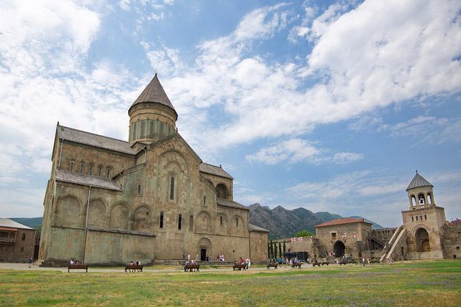 Mtskheta, Ananuri, Gudauri and Kazbegi Full Day Tour From Tbilisi - Included Features