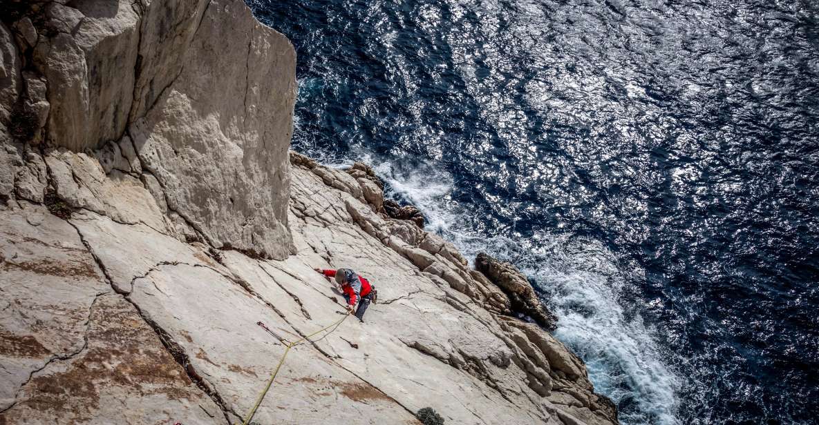 Multi Pitch Climb Session in the Calanques Near Marseille - Overview of the Climbing Session