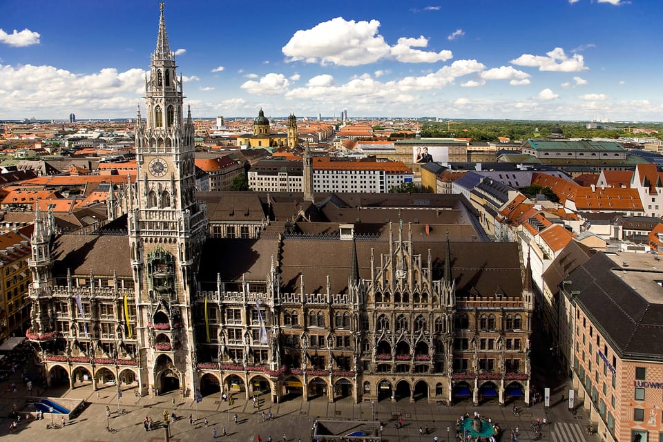 Munich: City Tour Executioners, Whores, Witches in GERMAN - Tour Duration and Pricing