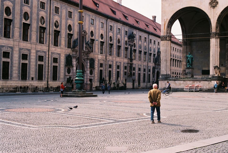 Munich Private Guided Walking Tour With Deutsche Museum - Tour Overview