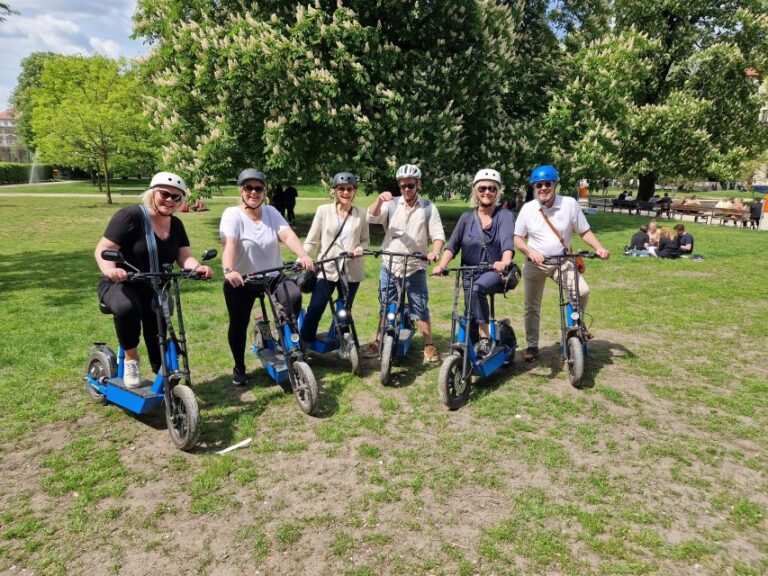 Munich: Top Sights E-Scooter Tour With Local Guide