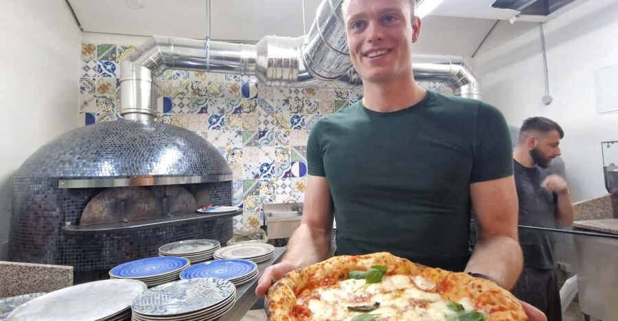 Naples: Pizza Making Class With Local Pizzaiolo