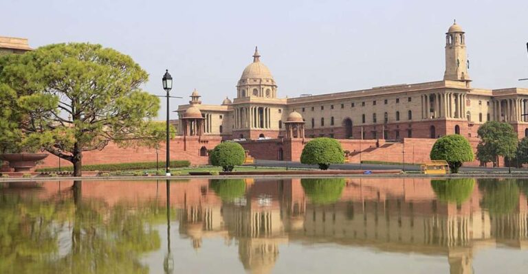 New Delhi: Private Full-Day City Tour With Transportation