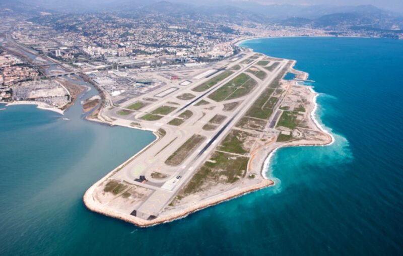 Nice Airport Transfer to Nice City - Vehicle Features and Comfort