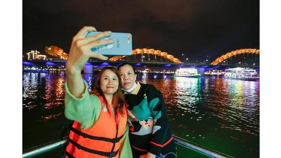 Night Tour Da Nang - Market, Dragon Bridge and River Cruise - Overview of the Night Tour