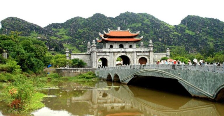 Ninh Binh: Hoa Lu – Tam Coc – Cycling Day Trip