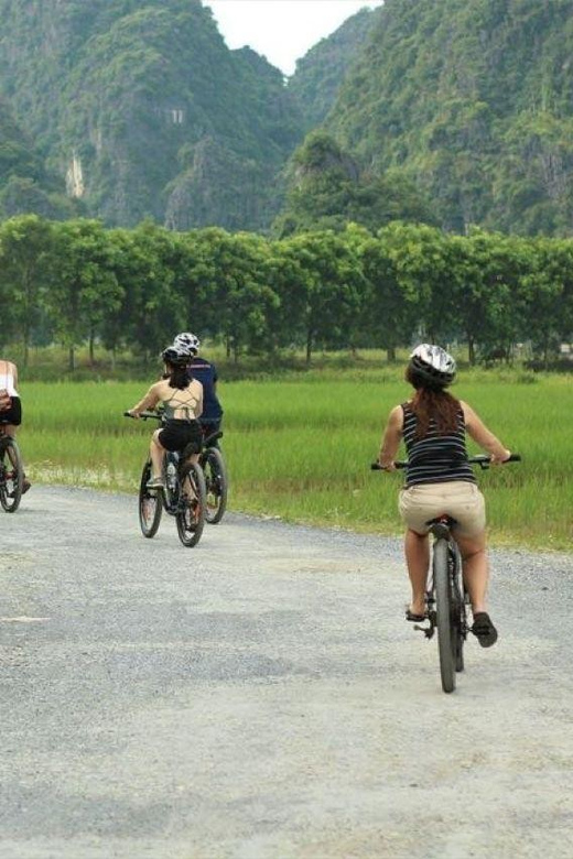 Ninh Binh: Hoa Lu – Trang An - Cycling & Boat Group Tour - Tour Overview