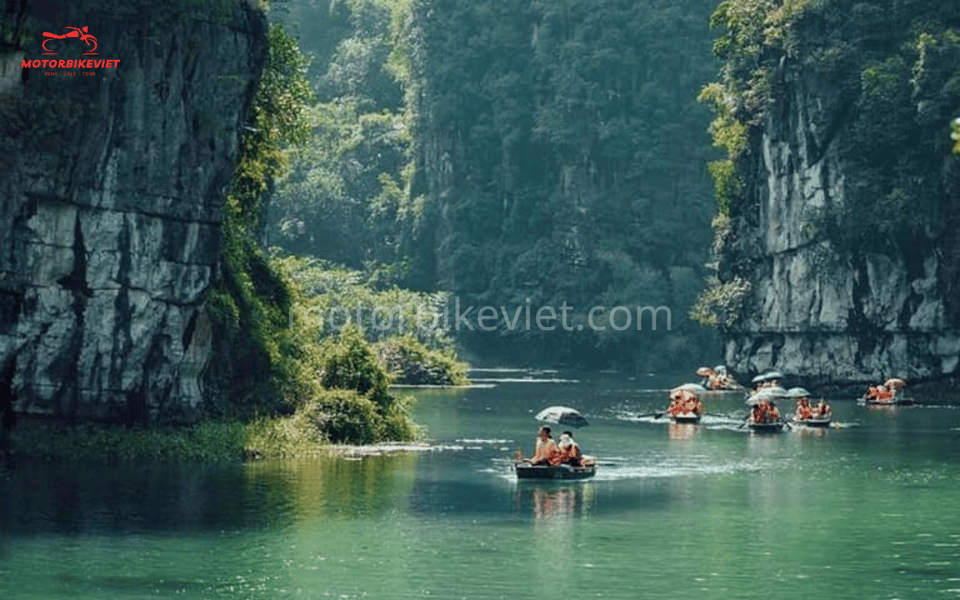 Ninh Binh Tour: Hoa Lu - Trang an 1 Day - Tour Overview