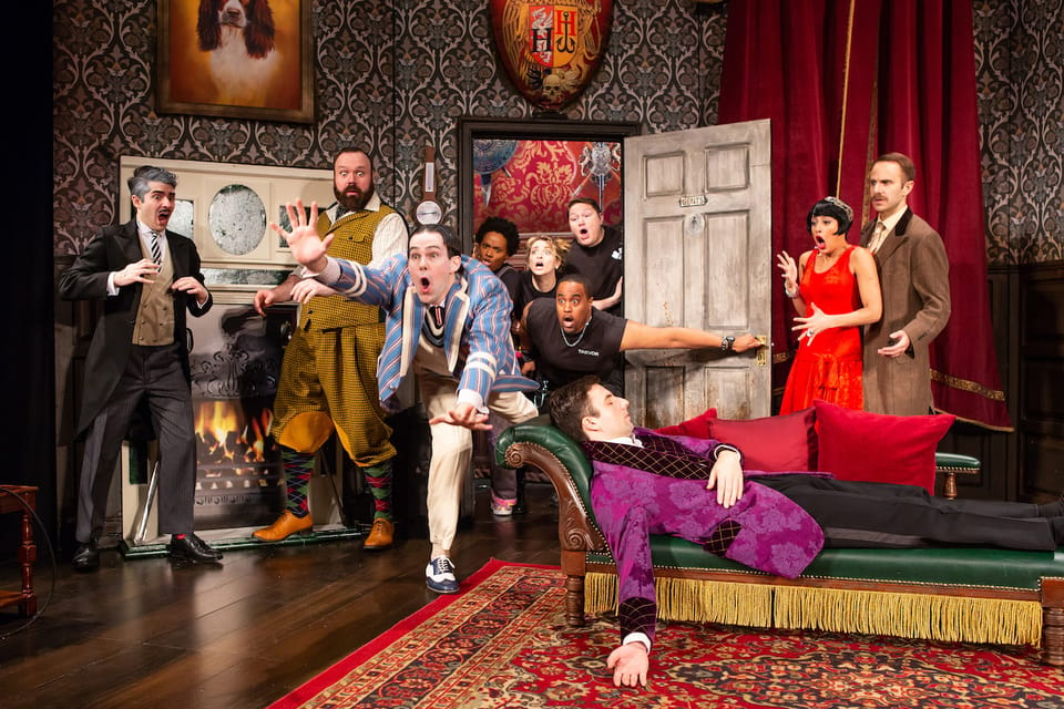 NYC: The Play That Goes Wrong Ticket at New World Stages - Show Overview