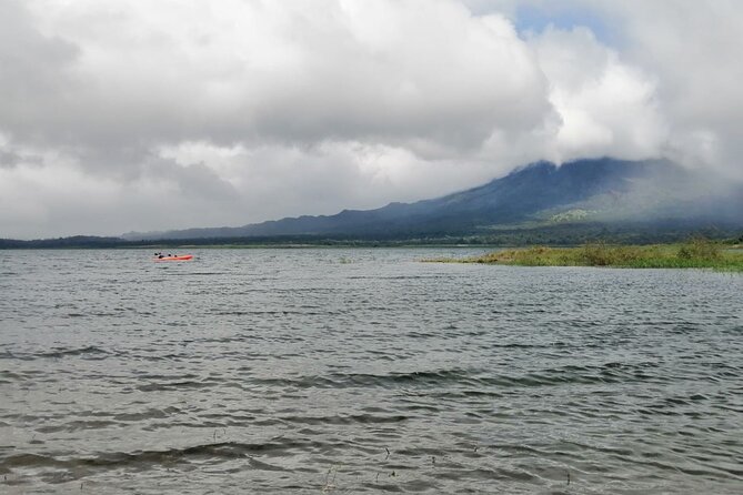 One-Way Transfer From La Fortuna to Monteverde Through Arenal Lake - Exploring Arenal Lakes Significance