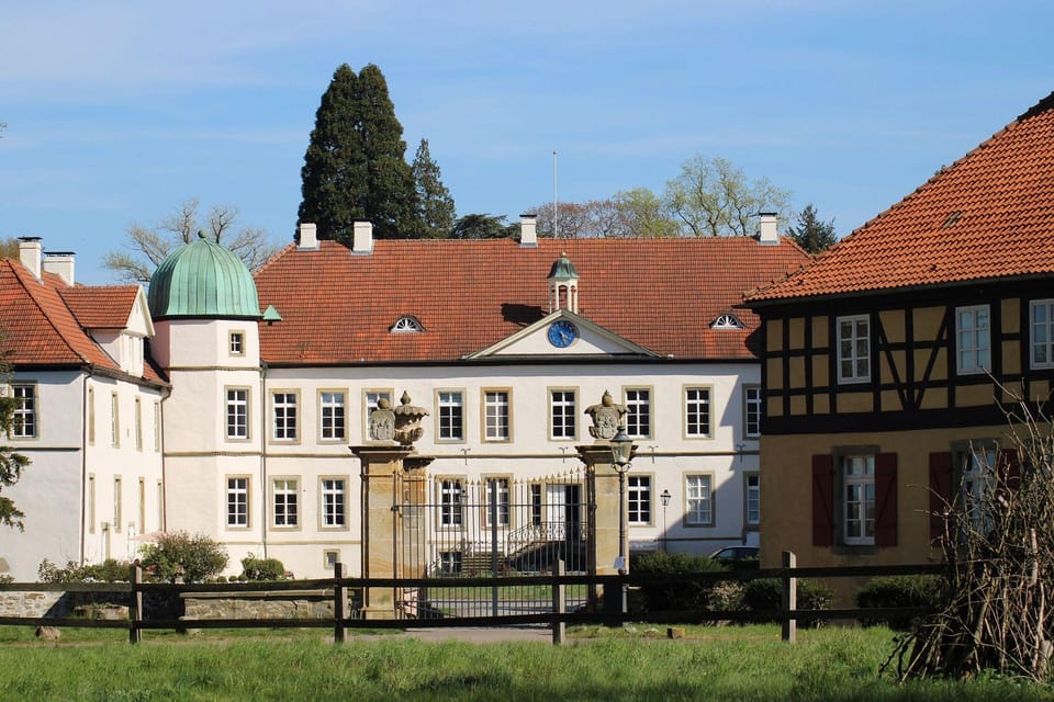 Osnabrück Private Guided Walking Tour - Historical Significance