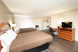 Oxford Inn - Hotel Overview and Location