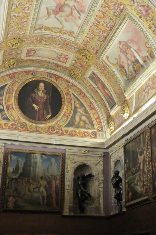 Palazzo Vecchio Secret Passages Tour & Lunch or Gelato - Tour Overview