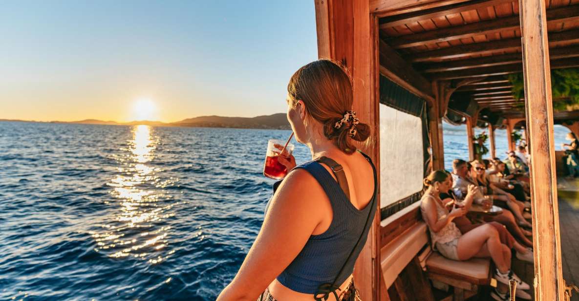 Palma De Mallorca: Sunset Boat Tour With DJ and Dance Floor - Tour Overview and Pricing