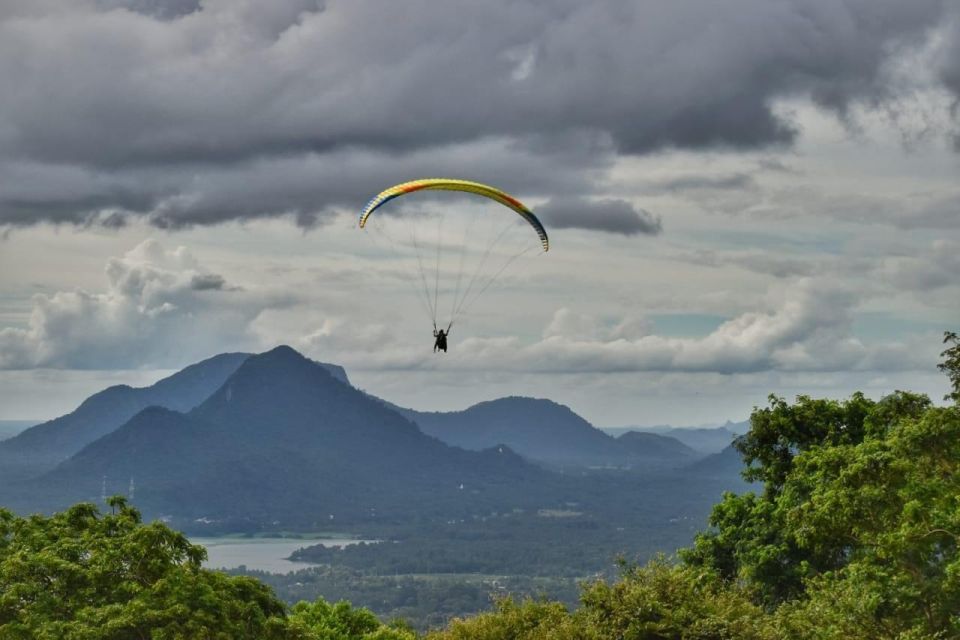 Paragliding in Kandy - Activity Overview