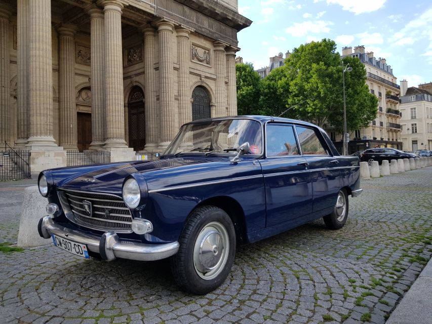 Paris: 1-Hour Tour in a Vintage Car