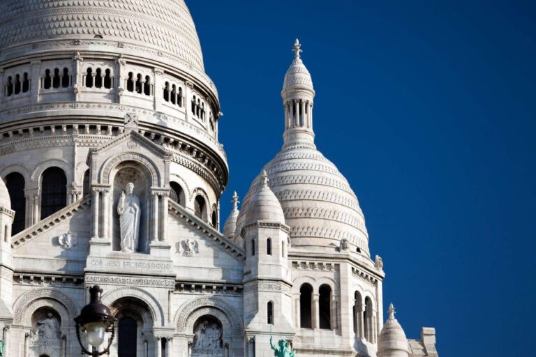 Paris: Basilica of Sacré Coeur De Montmartre Private Tour