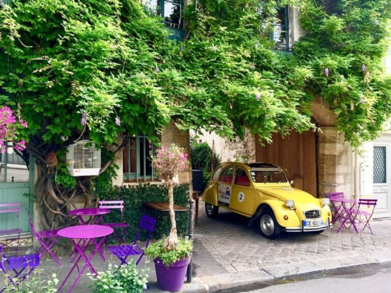 Paris: Private Little-Known Places Tour in Citroën 2CV 2h